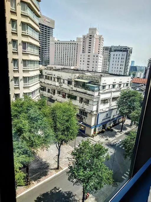 The Rixx Central @ Park Hyatt/Smarttv65In/Netflix Ho Chi Minh City Vietnam